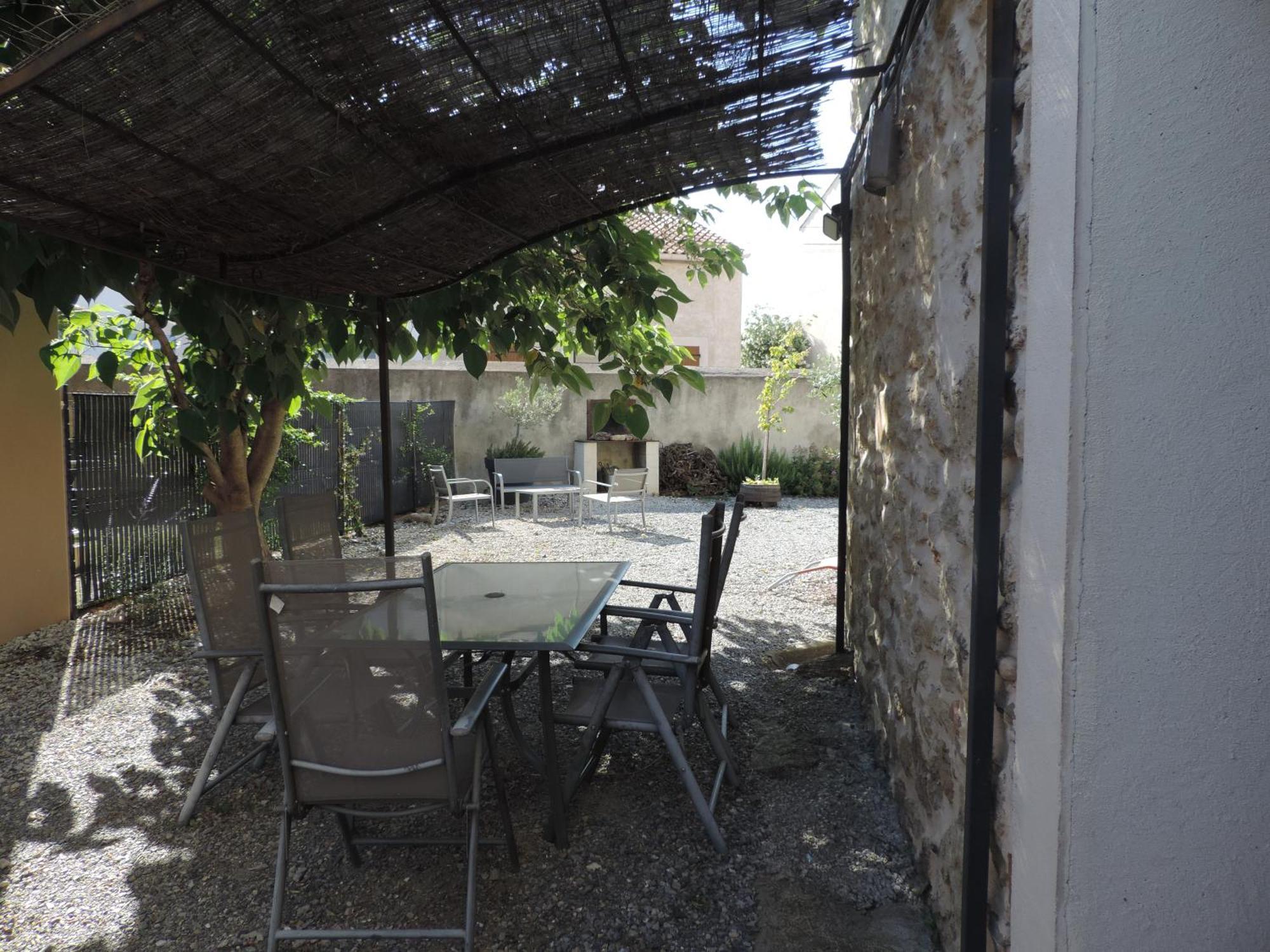 吉茨乐瓦尔利酒店 Sallèles-dʼAude 外观 照片